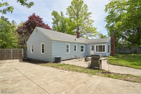 780 Bates Road Rocky River OH 44116