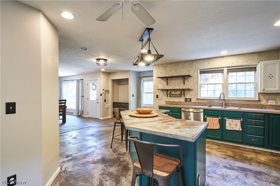 780 Bates Road Rocky River OH 44116