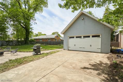 780 Bates Road Rocky River OH 44116