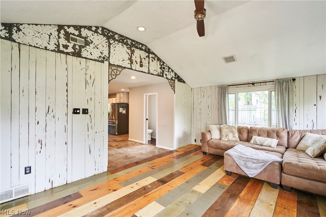 780 Bates Road Rocky River OH 44116