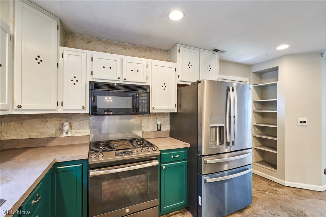 780 Bates Road Rocky River OH 44116