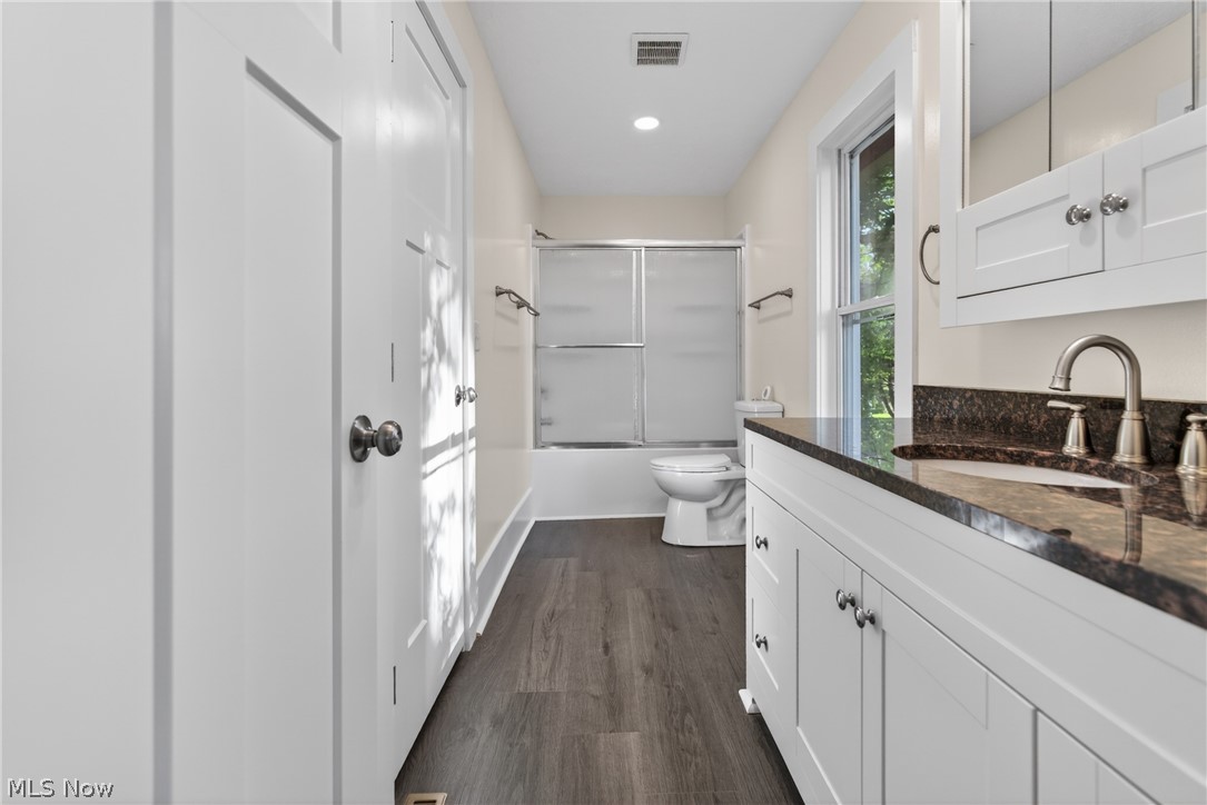 9865 Tallmadge Road Diamond OH 44412