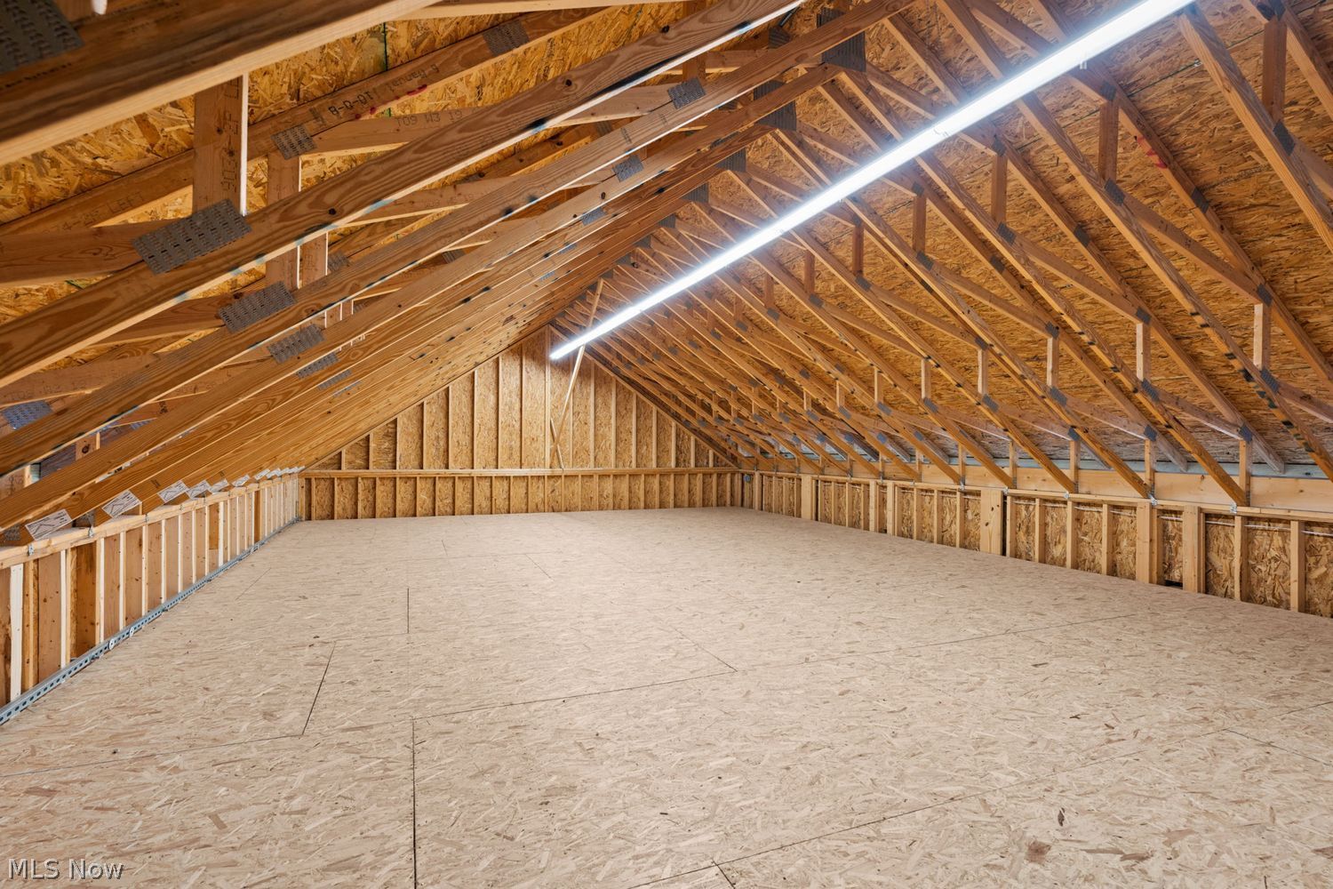 2110 Mattingly Road Hinckley OH 44233