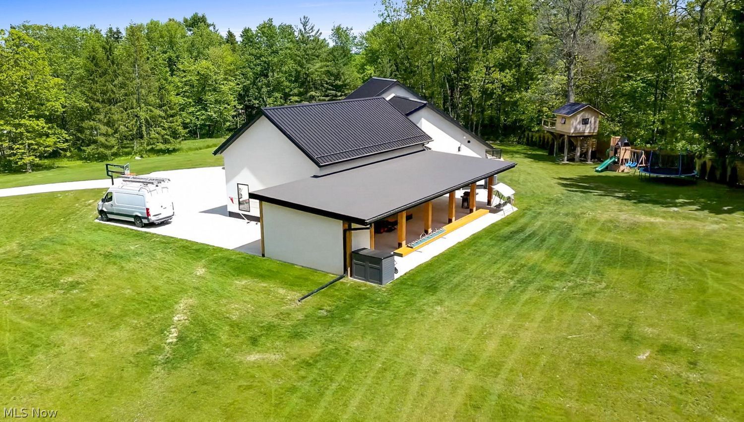 2110 Mattingly Road Hinckley OH 44233