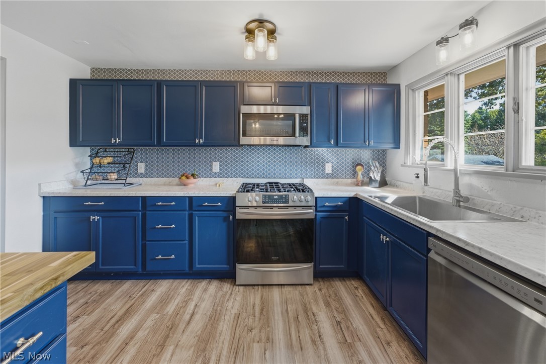 1004 Eastwood Street NE Canton OH 44714