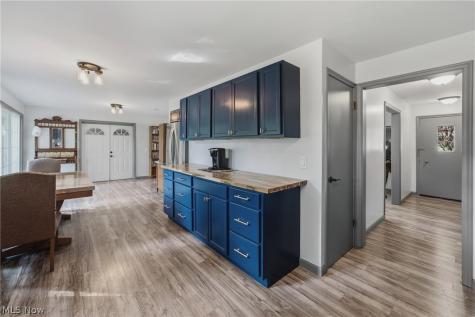 1004 Eastwood Street NE Canton OH 44714