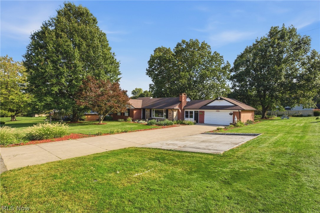 1004 Eastwood Street NE Canton OH 44714