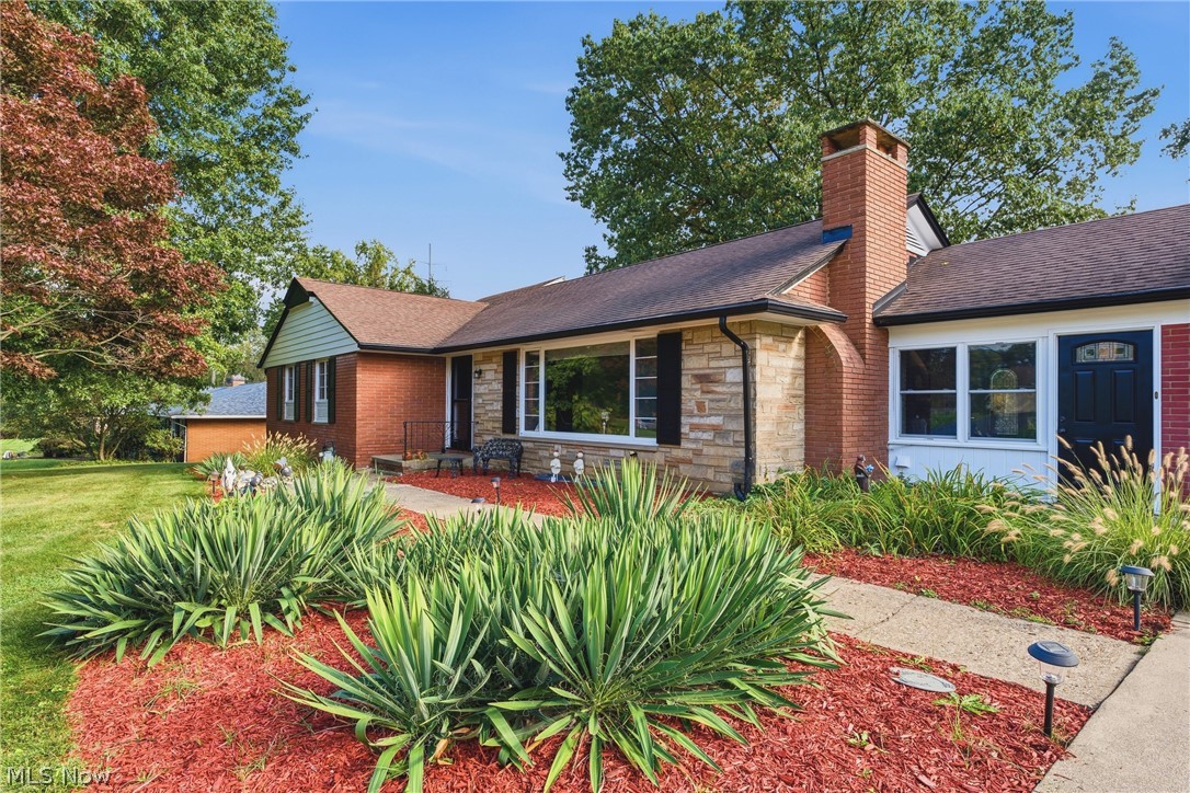 1004 Eastwood Street NE Canton OH 44714