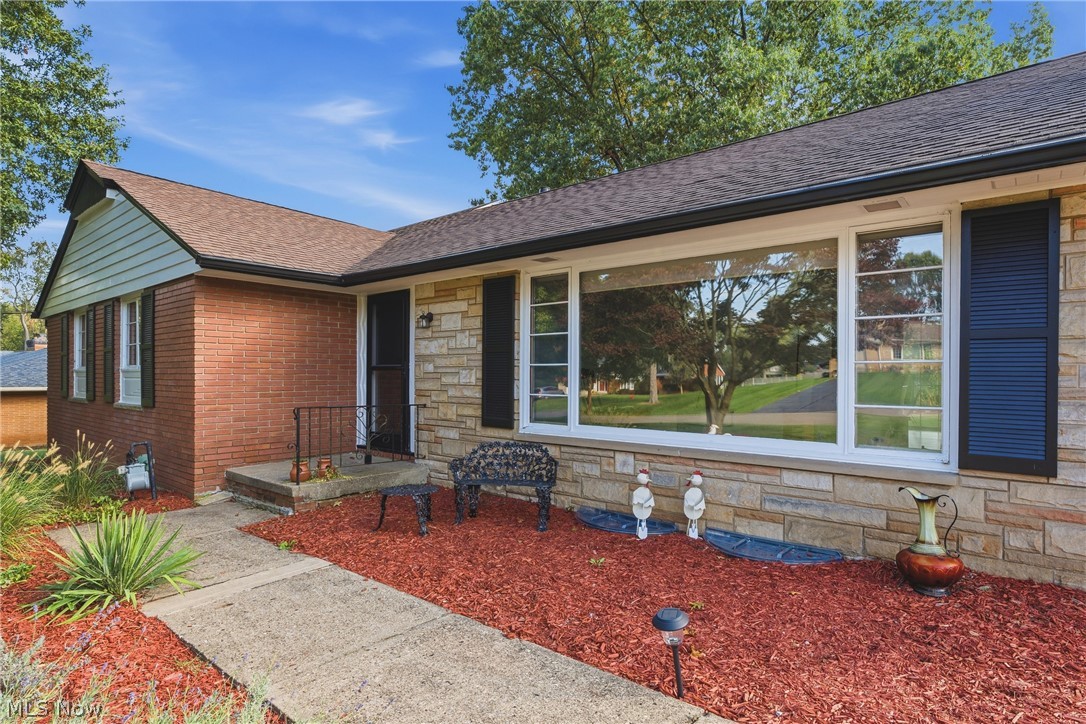 1004 Eastwood Street NE Canton OH 44714