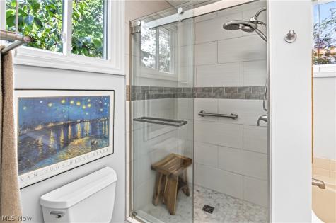 634 Wellesley Circle Avon Lake OH 44012