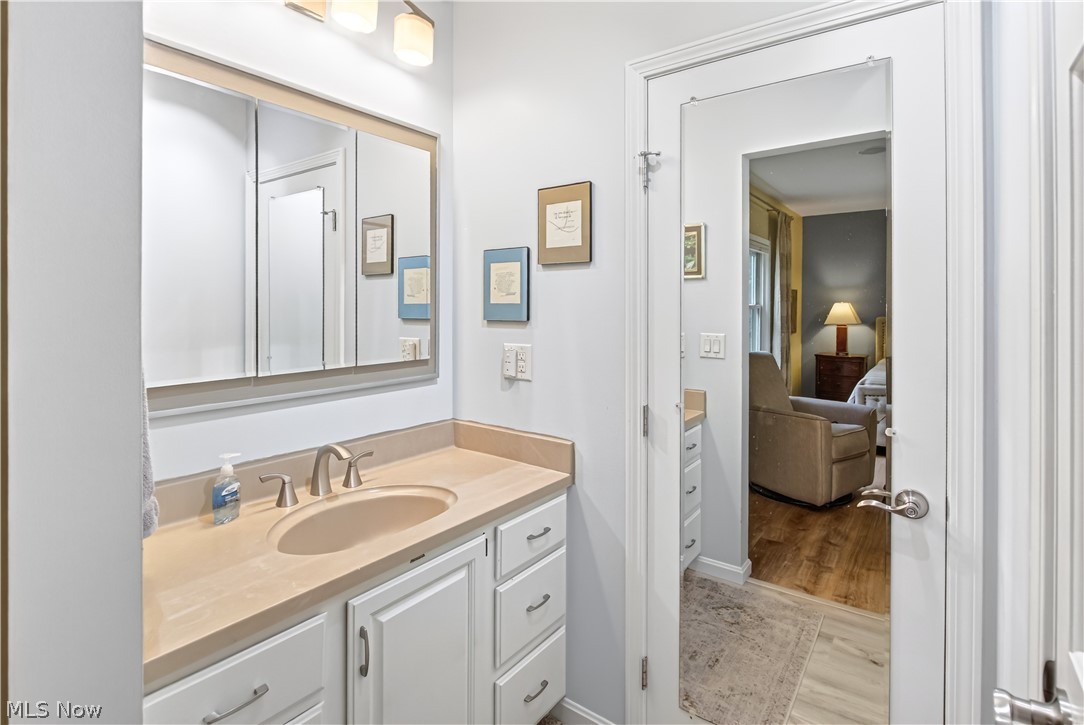 634 Wellesley Circle Avon Lake OH 44012