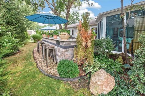 634 Wellesley Circle Avon Lake OH 44012