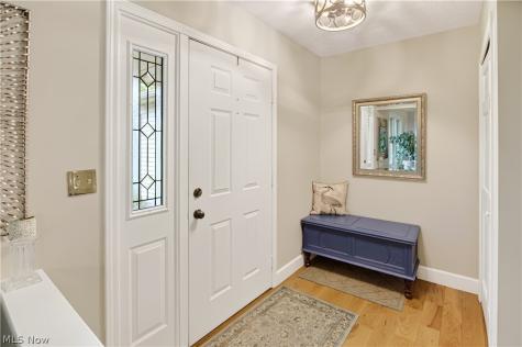 634 Wellesley Circle Avon Lake OH 44012