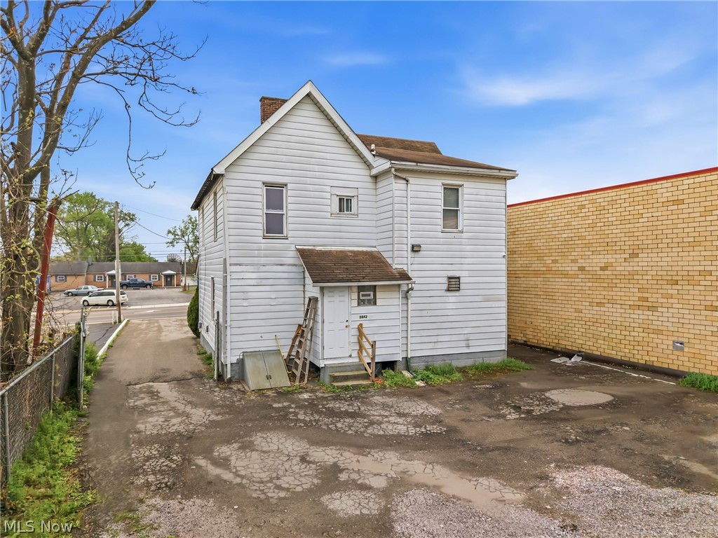 2840-2842 Mahoning Avenue Youngstown OH 44509
