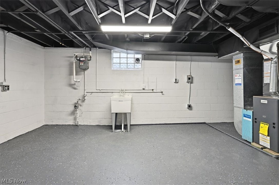 2035 Miami Road Euclid OH 44117