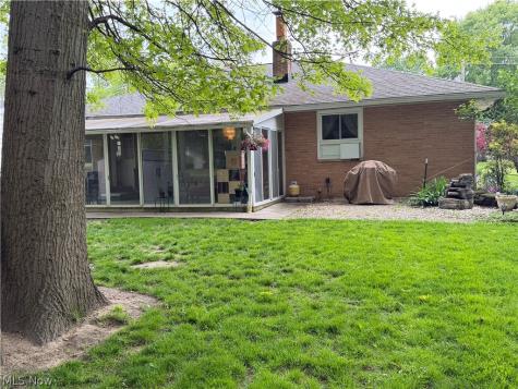 4291 Brendan Lane North Olmsted OH 44070