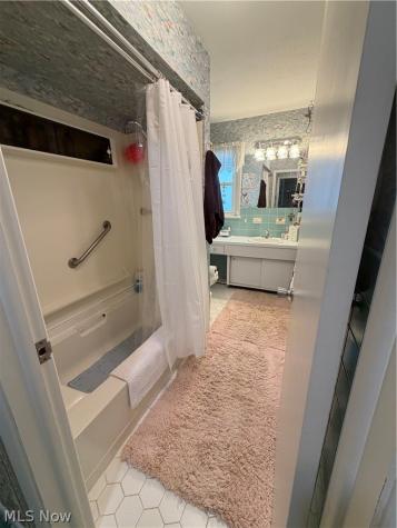 4291 Brendan Lane North Olmsted OH 44070