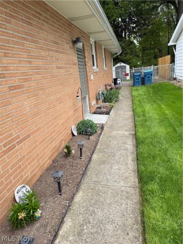 4291 Brendan Lane North Olmsted OH 44070