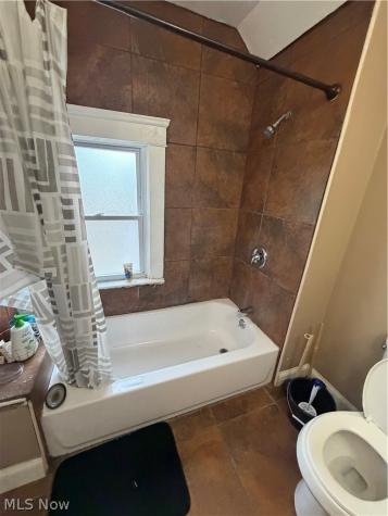 14609 Alder Avenue Cleveland OH 44112