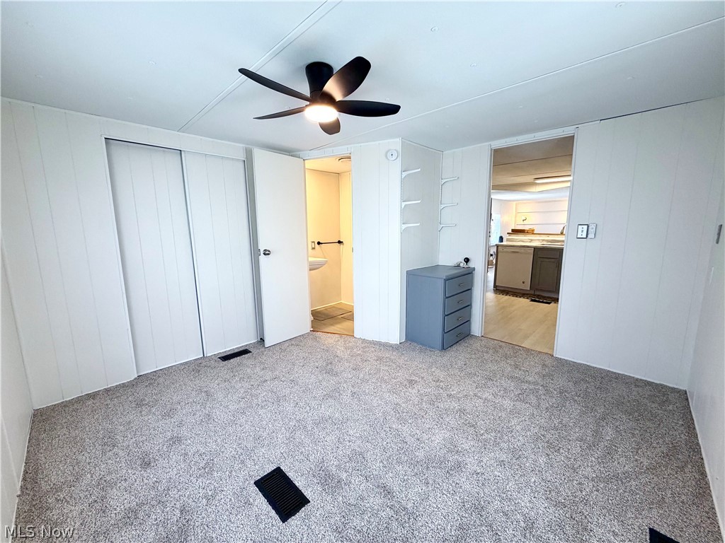 206 Rhode Island Road Elyria OH 44035