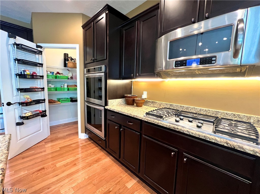 14292 Bentley Lane Strongsville OH 44136