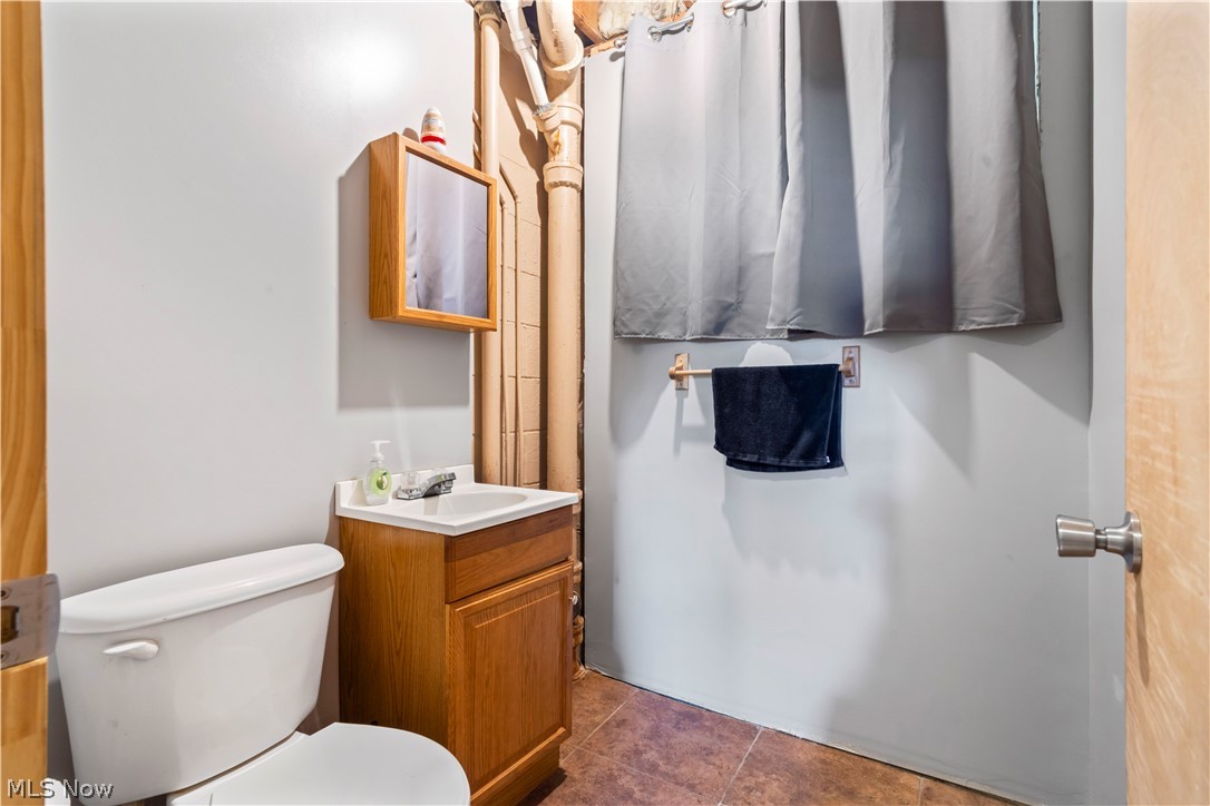 986 Keefer Road Girard OH 44420