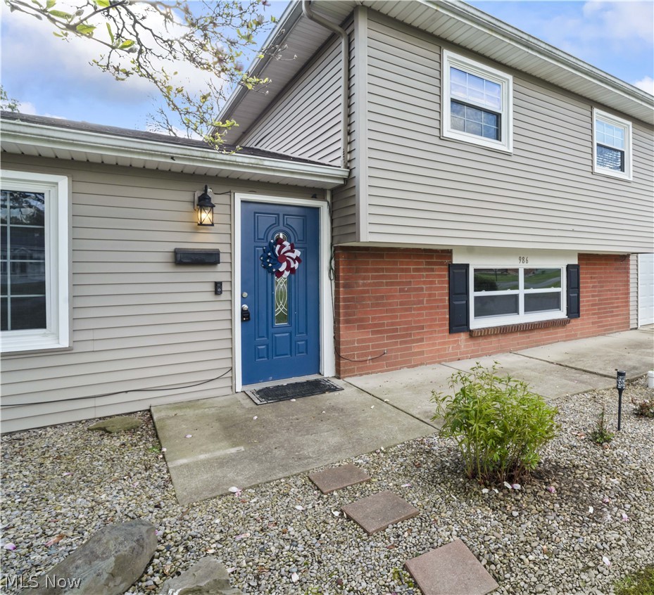 986 Keefer Road Girard OH 44420
