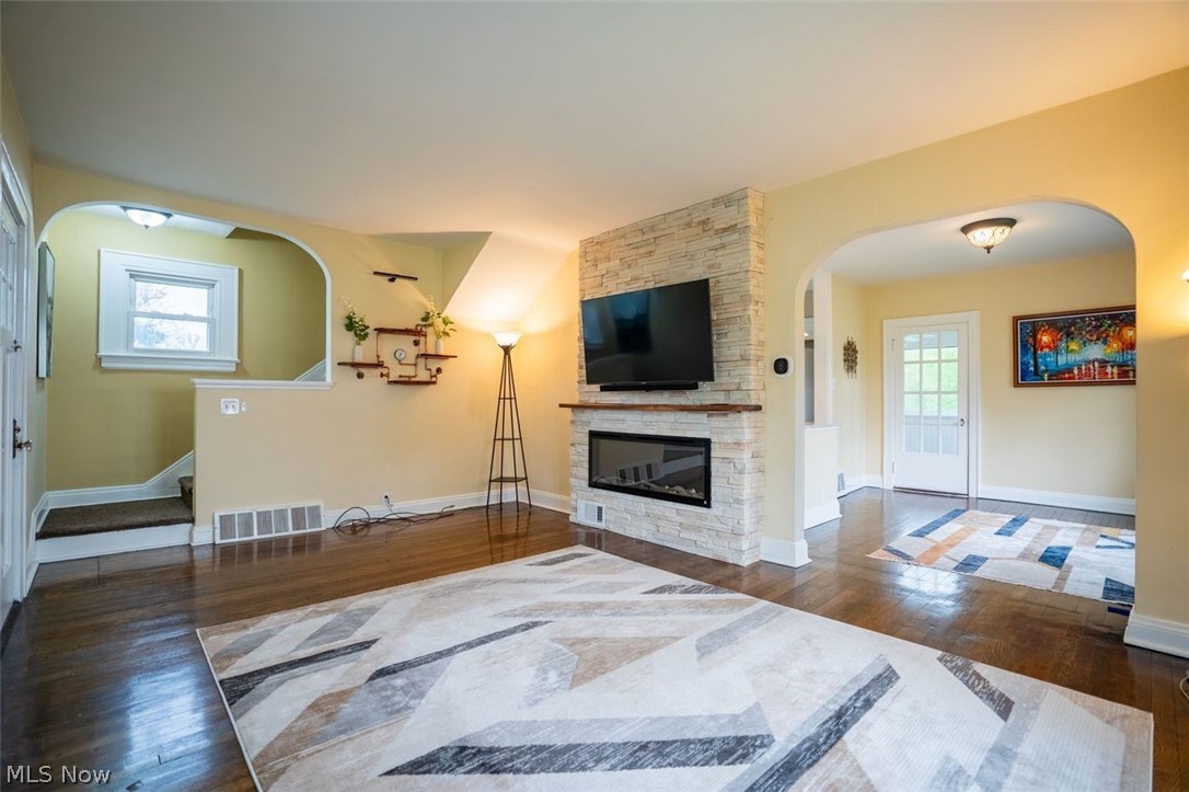3390 Charles Street Cuyahoga Falls OH 44221