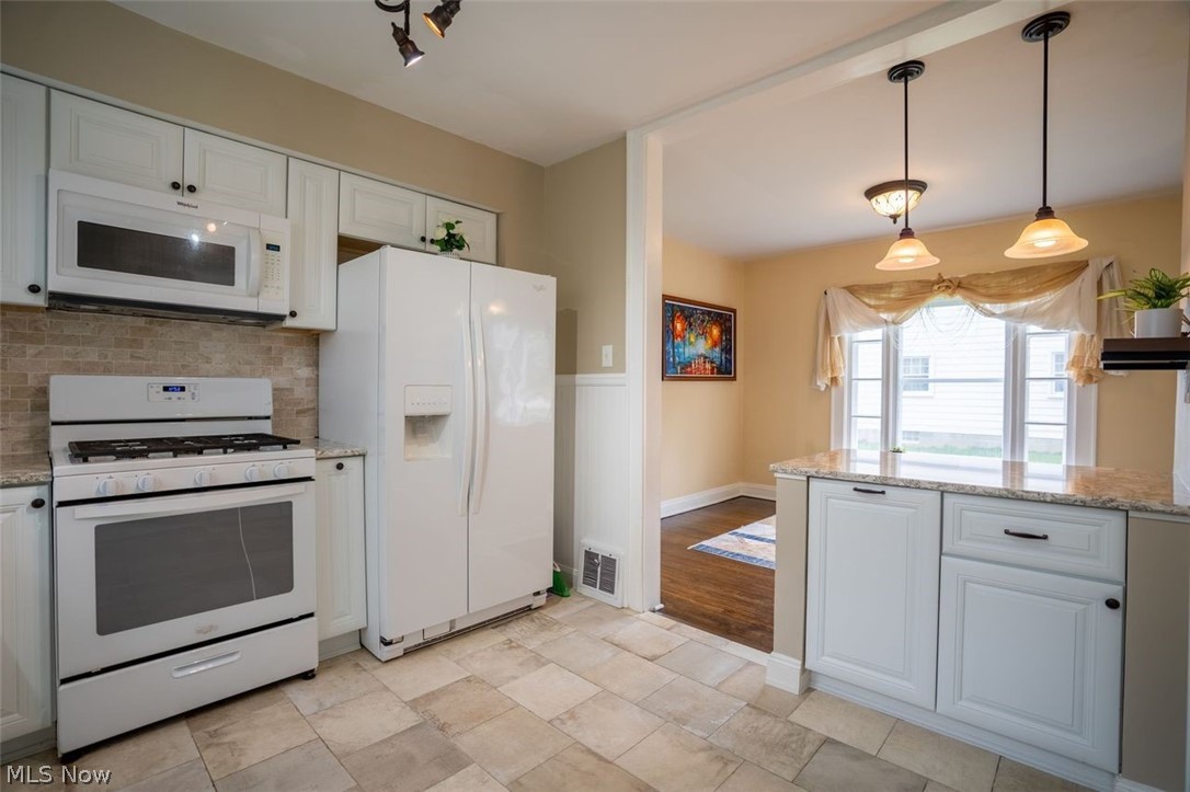 3390 Charles Street Cuyahoga Falls OH 44221