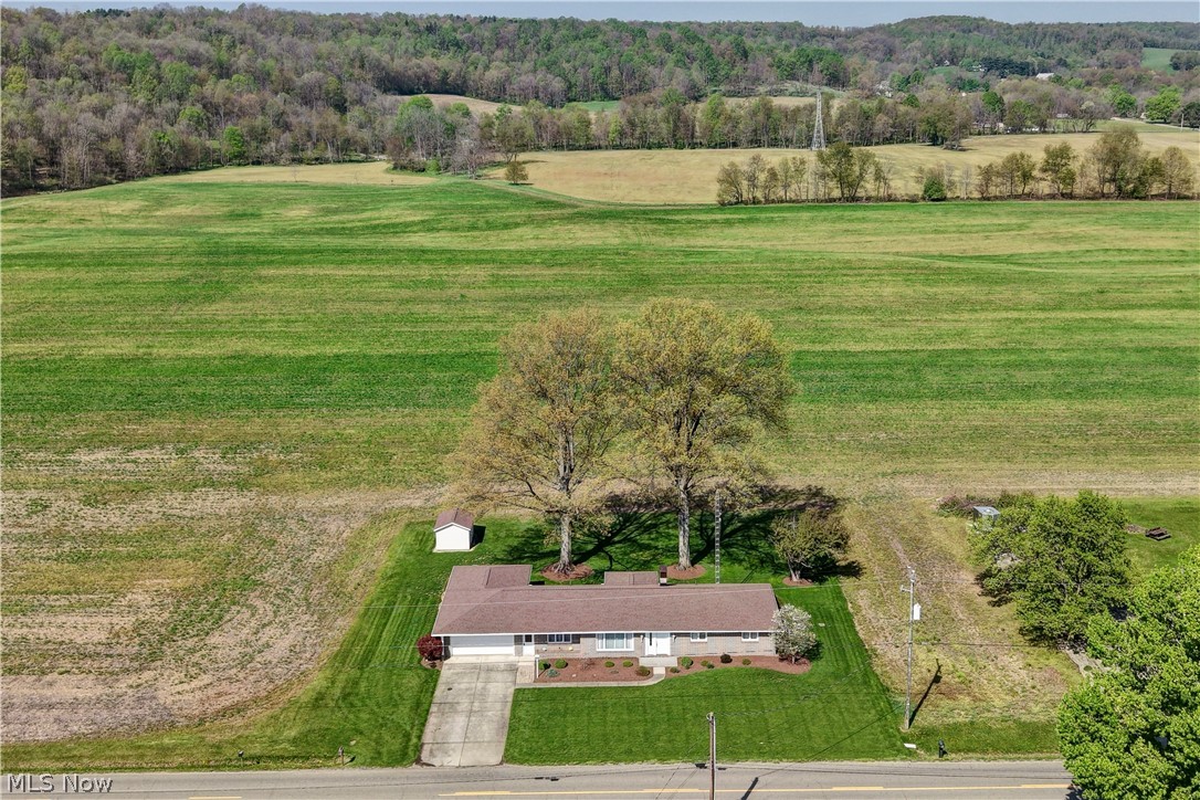 7090 Winfield Strasburg Road NW Strasburg OH 44680