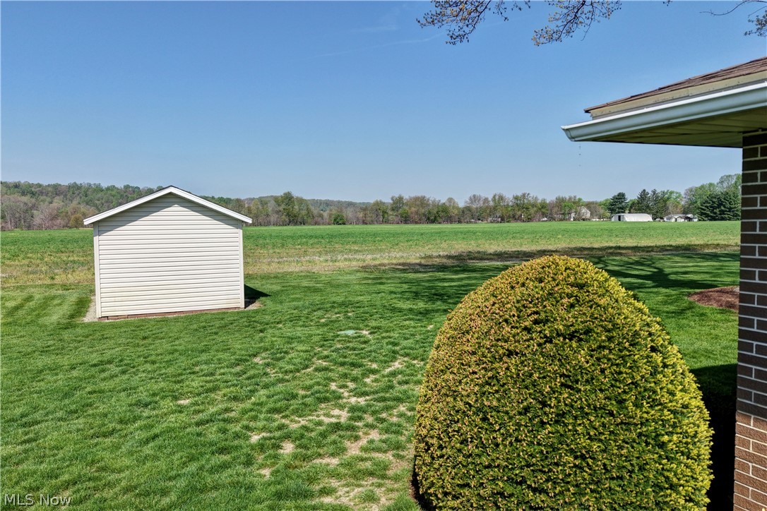 7090 Winfield Strasburg Road NW Strasburg OH 44680