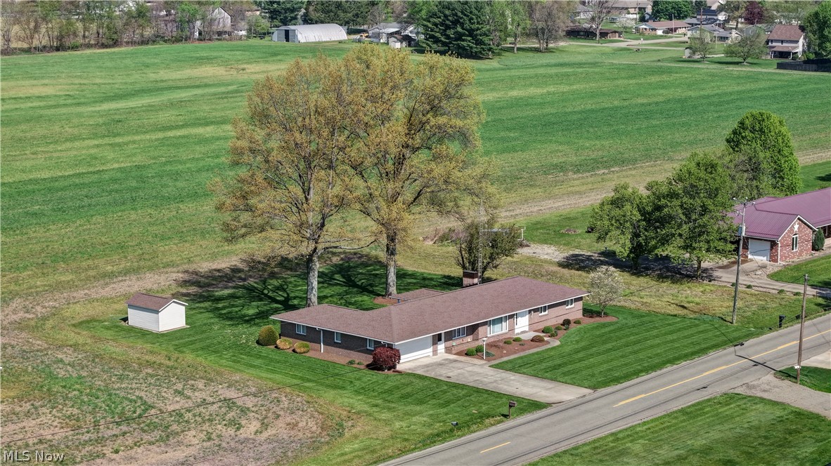 7090 Winfield Strasburg Road NW Strasburg OH 44680