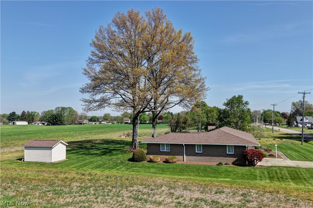 7090 Winfield Strasburg Road NW Strasburg OH 44680