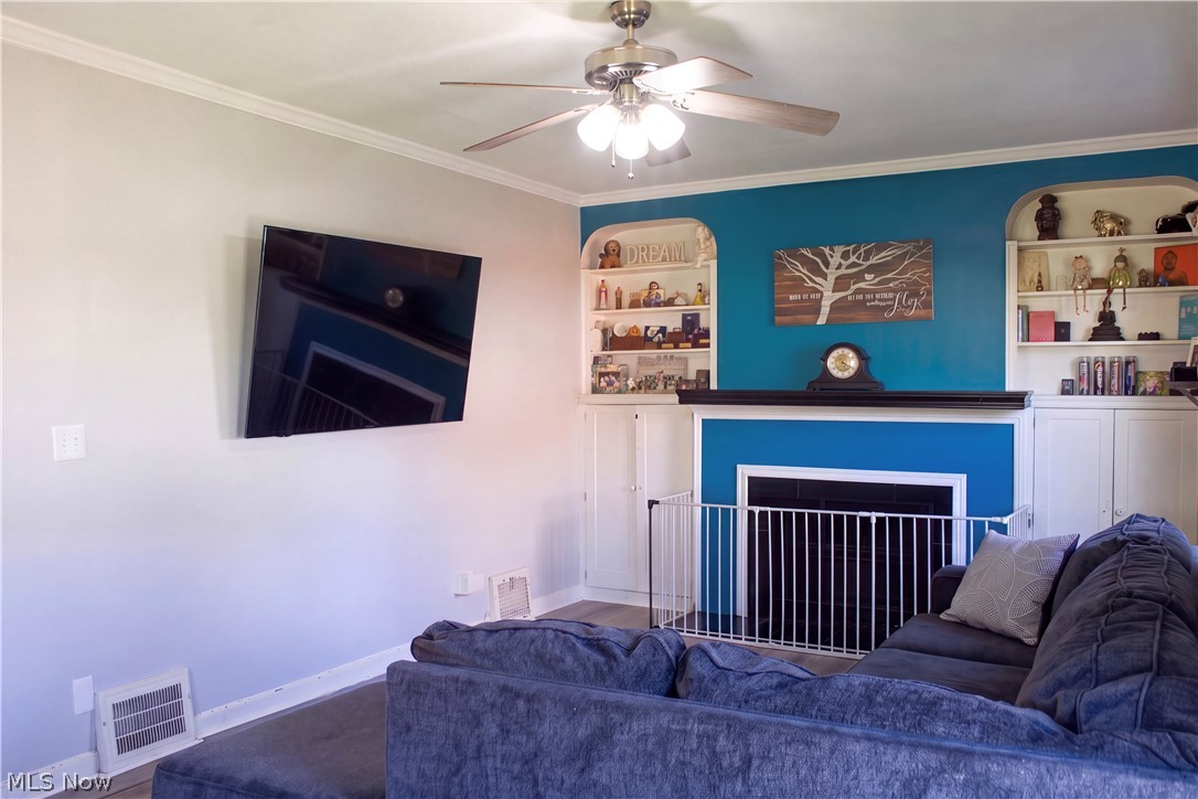 1246 Lander Road Mayfield Heights OH 44124