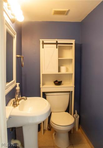 1246 Lander Road Mayfield Heights OH 44124