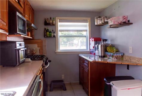 1246 Lander Road Mayfield Heights OH 44124