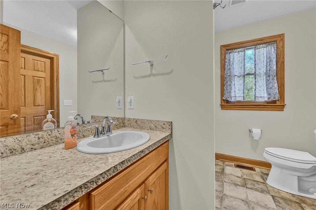 7310 Dunphys Way Valley City OH 44280