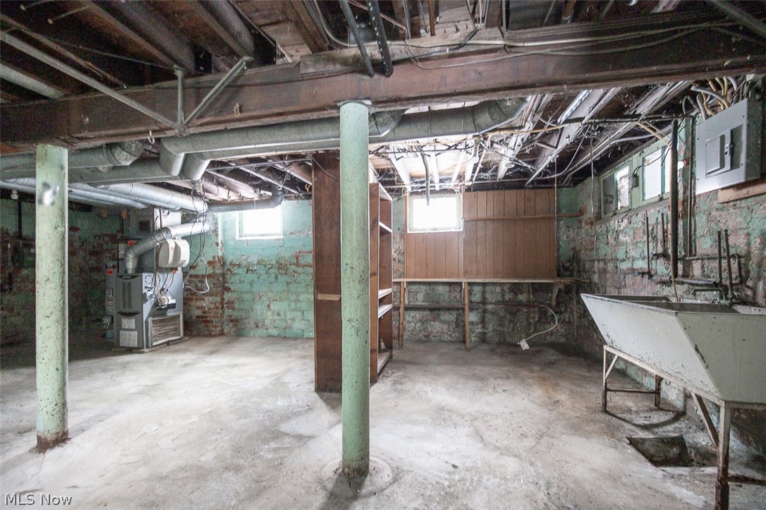 3131 Essex Road Cleveland Heights OH 44118
