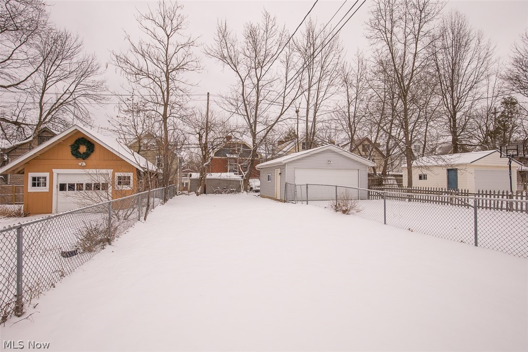 3131 Essex Road Cleveland Heights OH 44118