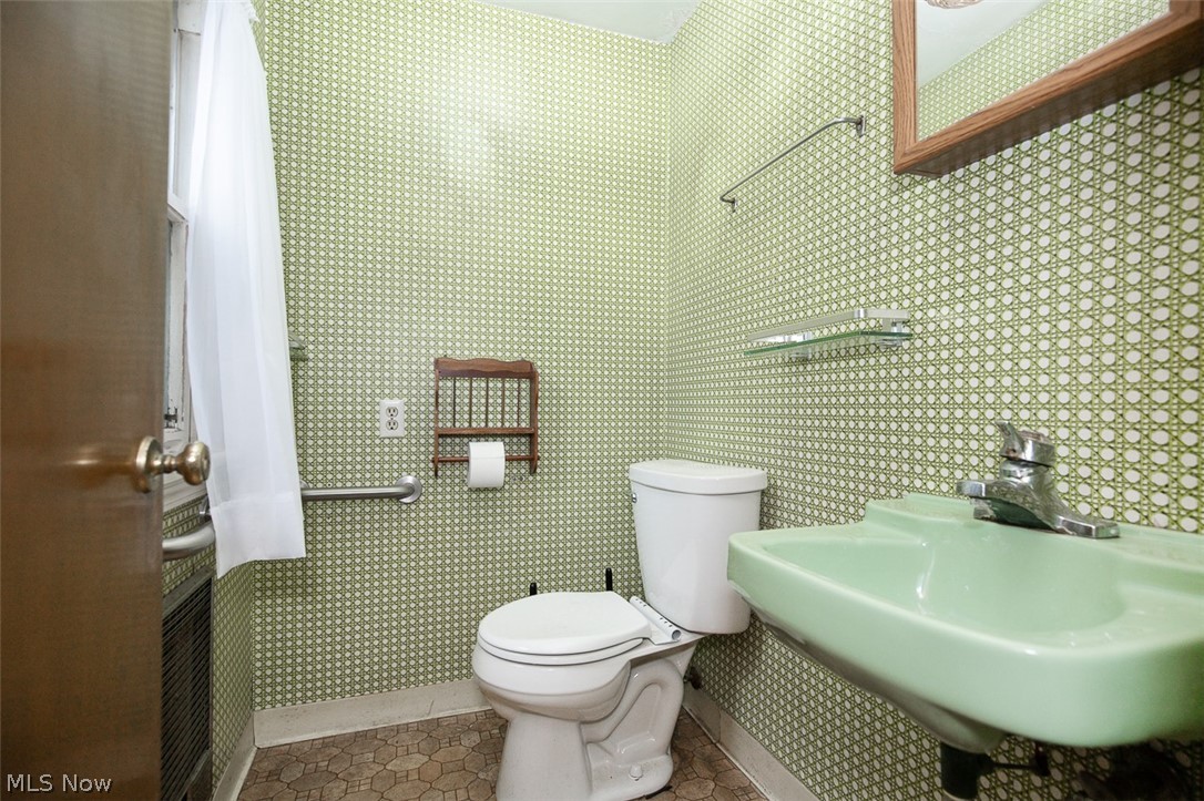 3131 Essex Road Cleveland Heights OH 44118