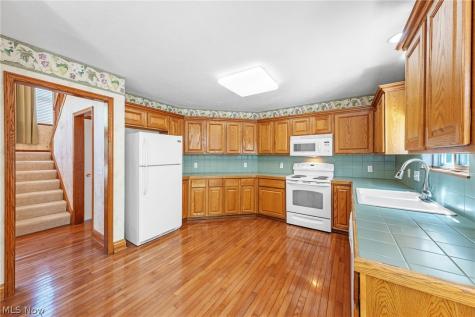 1179 Vineyard Drive Medina OH 44256