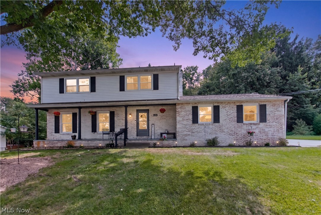 8586 Glennridge Avenue NW Clinton OH 44216