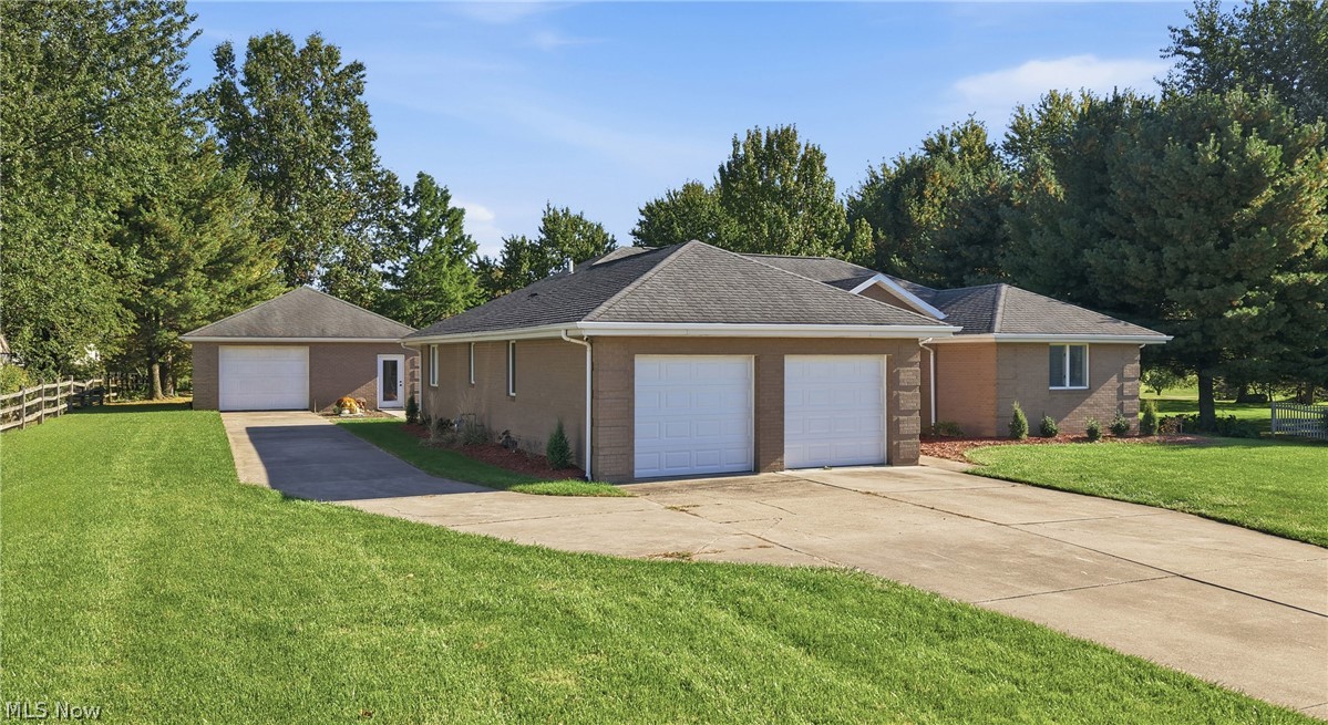 1055 Colonial Drive Salem OH 44460