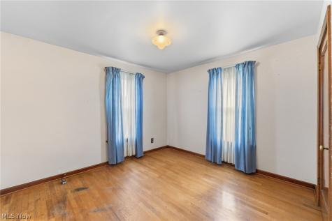 755 E 1st Street Minerva OH 44657