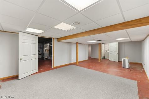 755 E 1st Street Minerva OH 44657