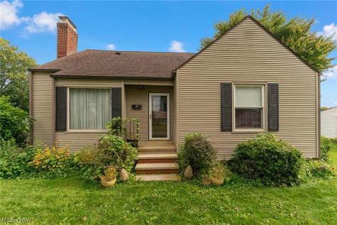755 E 1st Street Minerva OH 44657