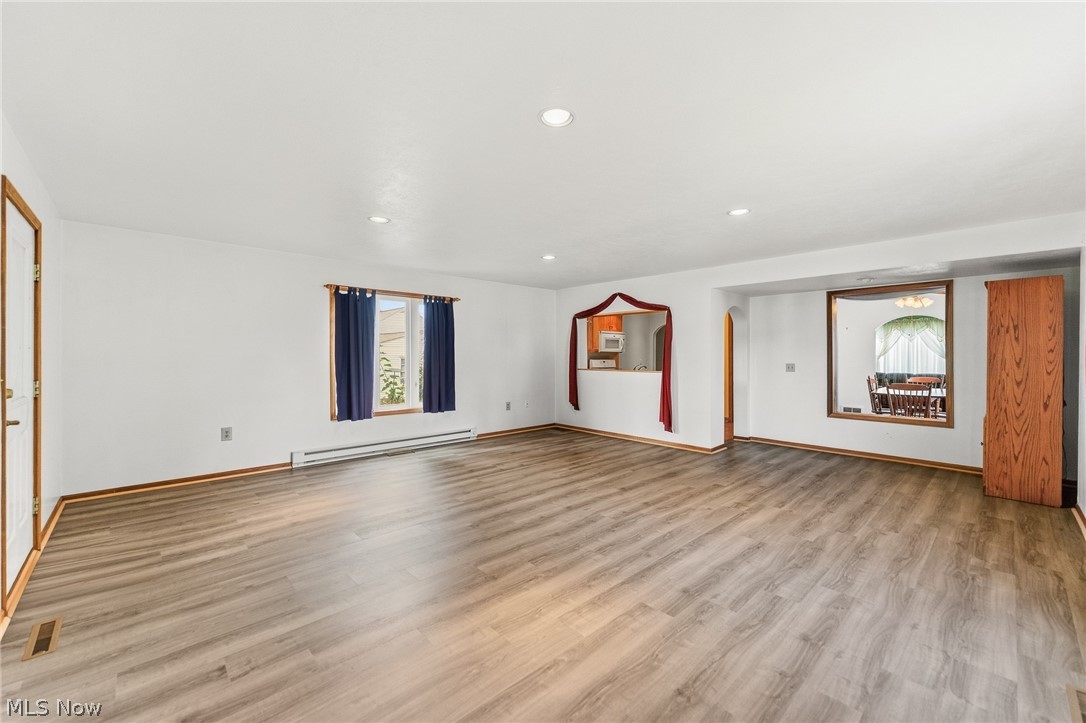 755 E 1st Street Minerva OH 44657