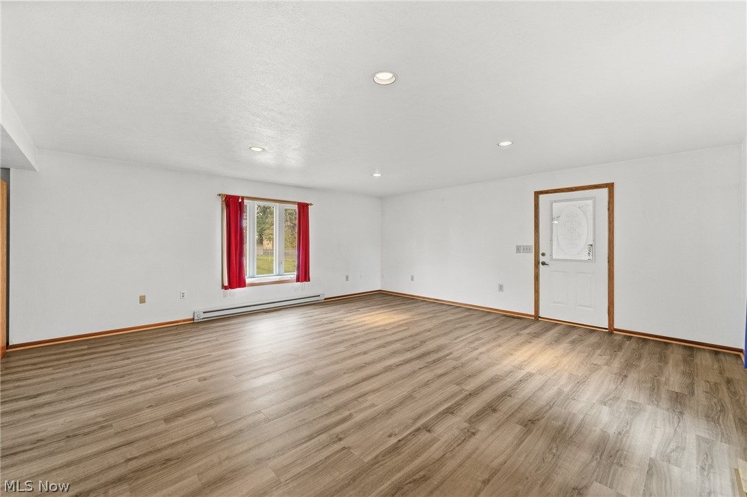 755 E 1st Street Minerva OH 44657