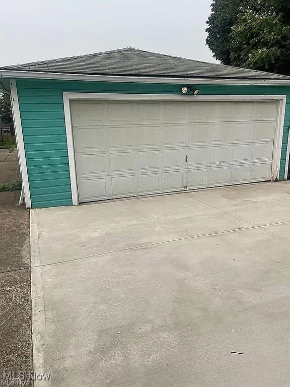 3616 Newark Avenue Cleveland OH 44109