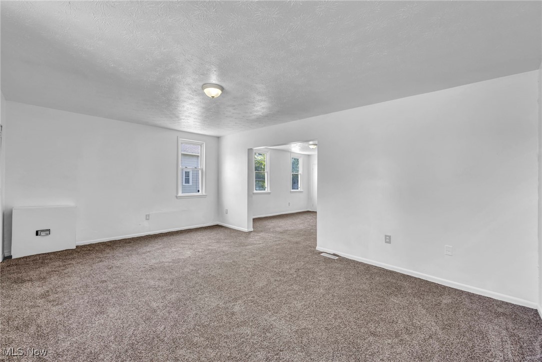 4571 Sackett Avenue Cleveland OH 44109